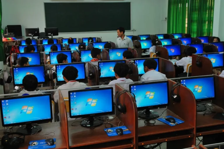Education India Live.com: Complete Guide, Eligibility, Login, and Updates
