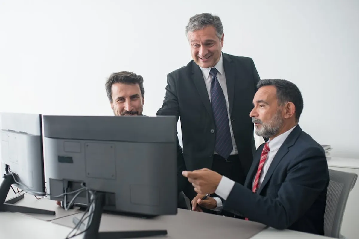 Why Searchers Look for metaottawa.com and What They Want to Find